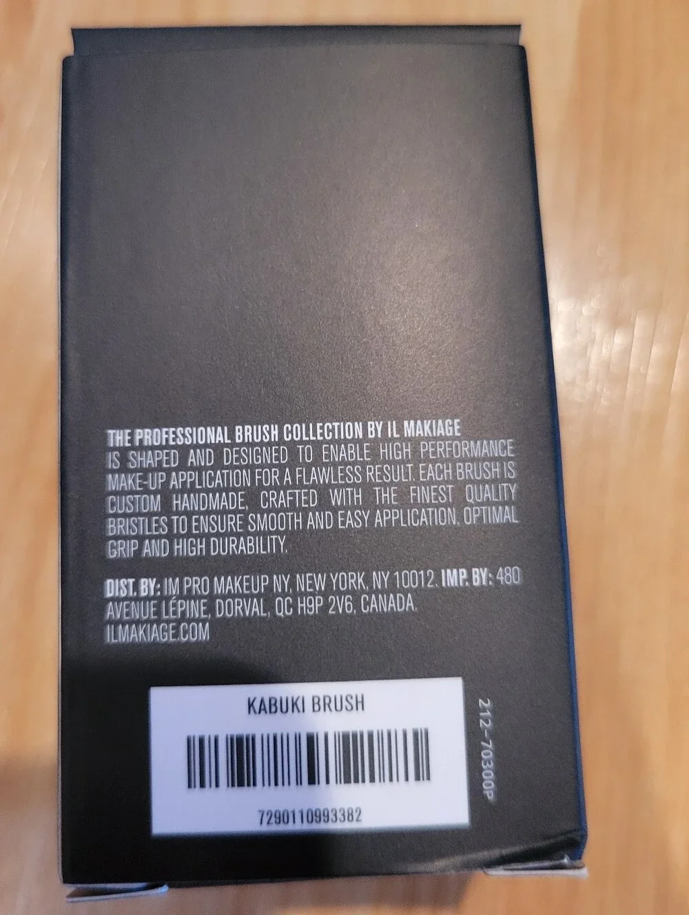 IL MAKIAGE Kabuki Brush Black New